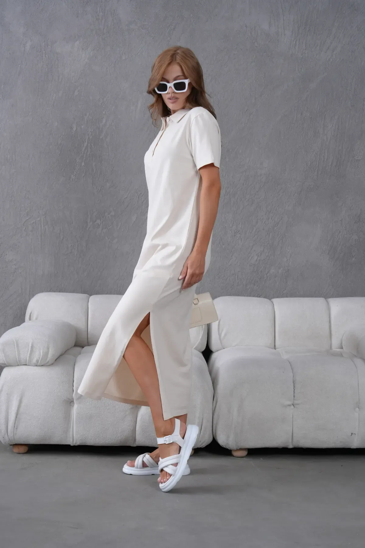 Polo Yaka Kısa Kol Yırtmaçlı Salaş Penye Elbise