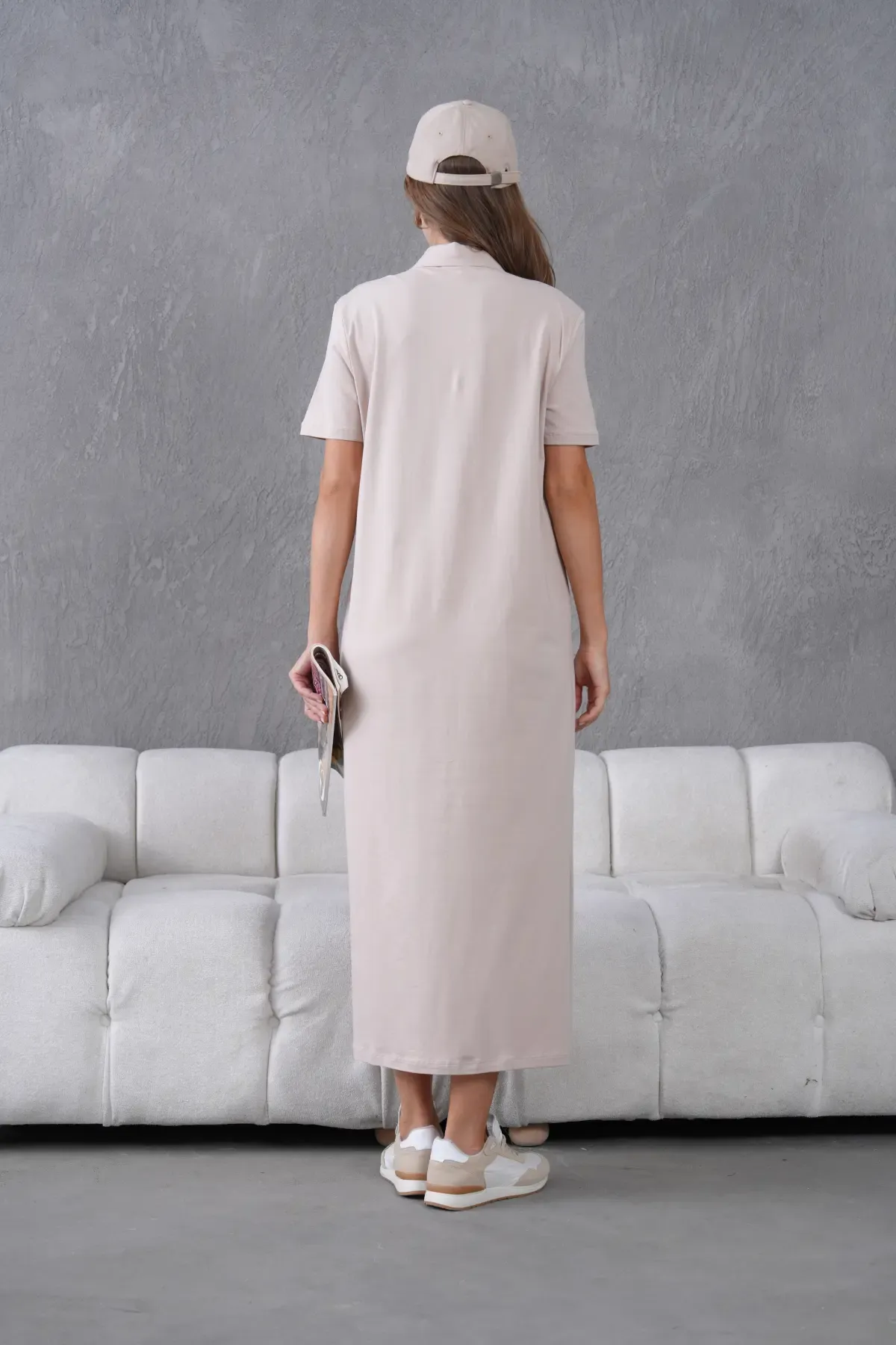 Polo Yaka Kısa Kol Yırtmaçlı Salaş Penye Elbise