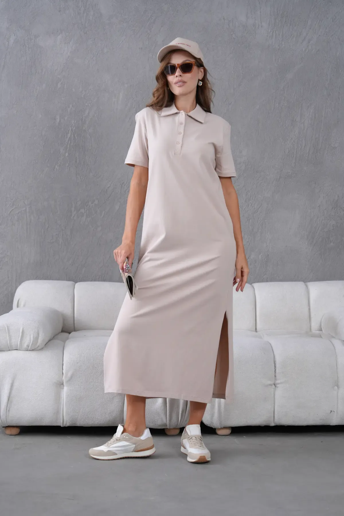 Polo Yaka Kısa Kol Yırtmaçlı Salaş Penye Elbise