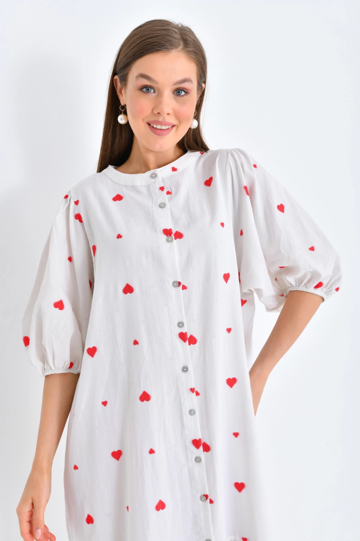 Kırmızı Kalpli Düğmeli Uzun Elbise