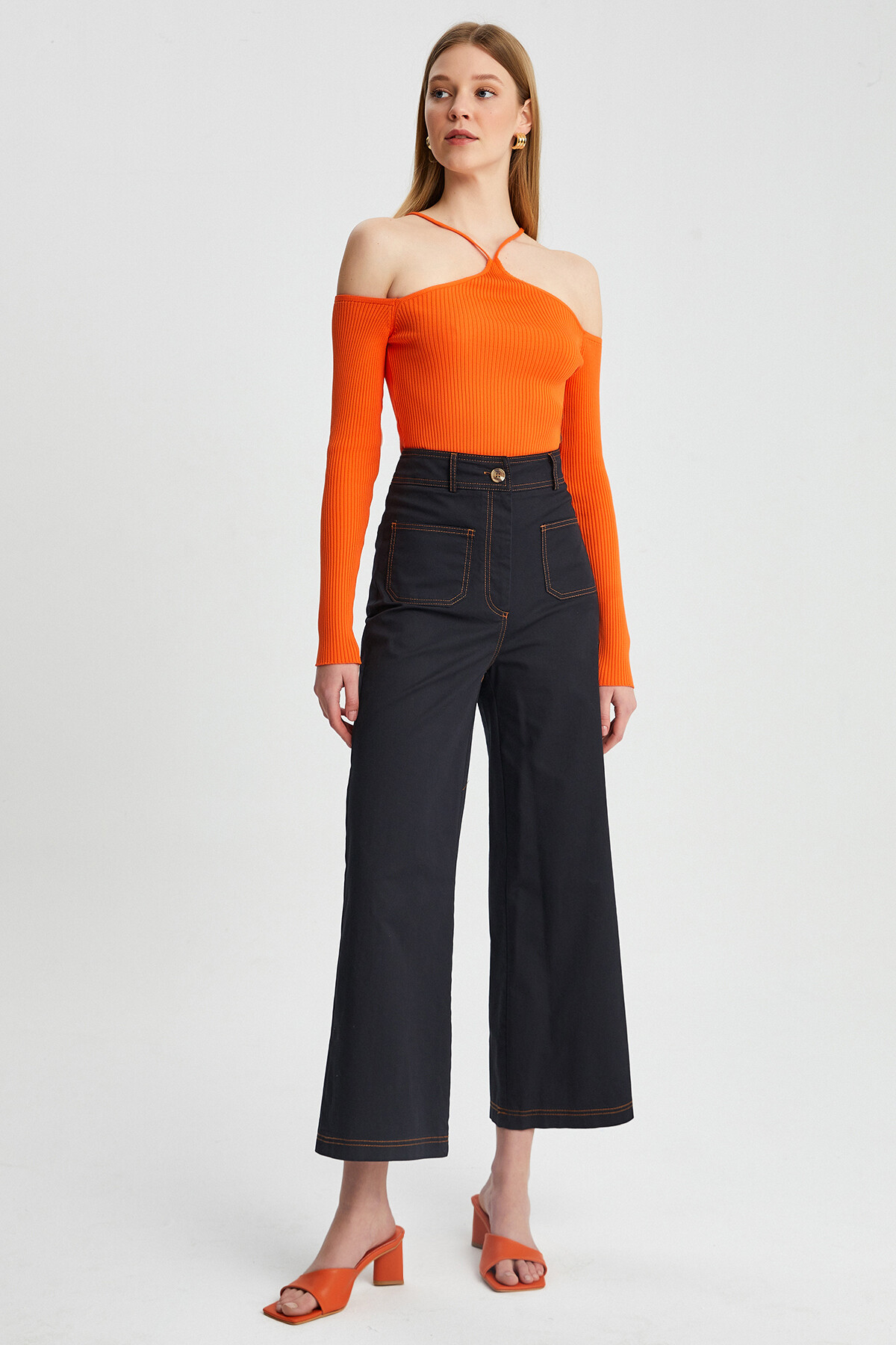 Womens Garni Stitched Pocket Detail Spanish Leg Gabardine Trousers