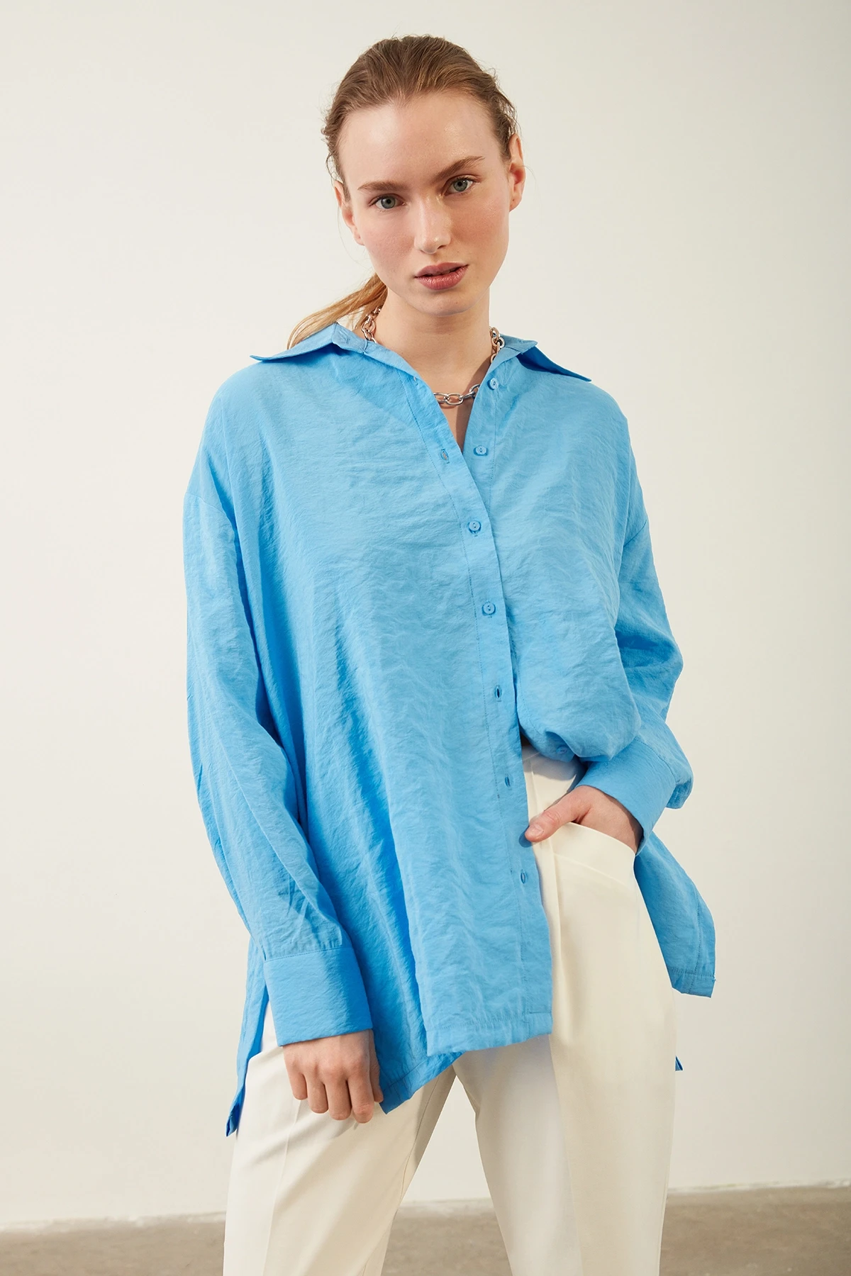 Kadın Oversize Saks Mavi Gömlek