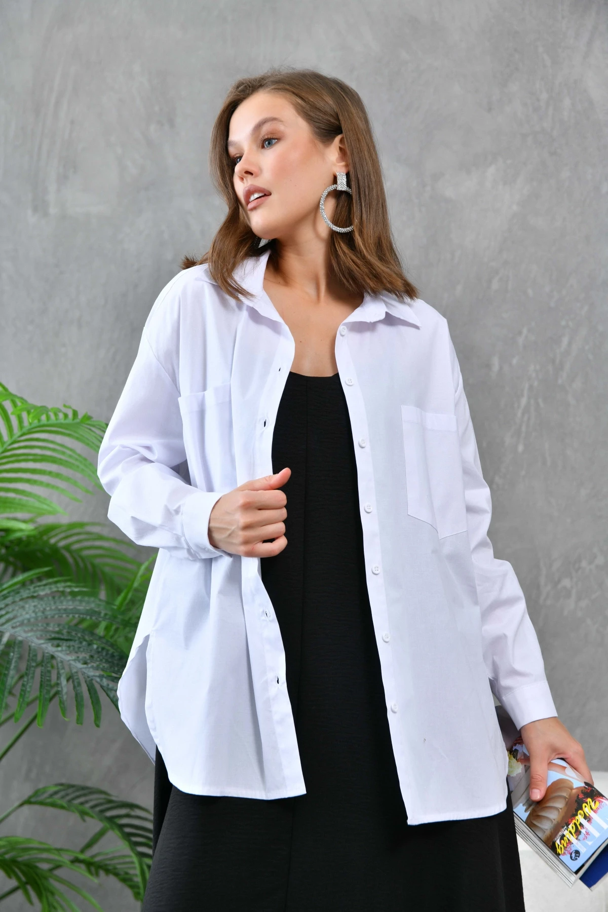 Kadın Beyaz Cep Detay Oversize Uzun Poplin Gömlek