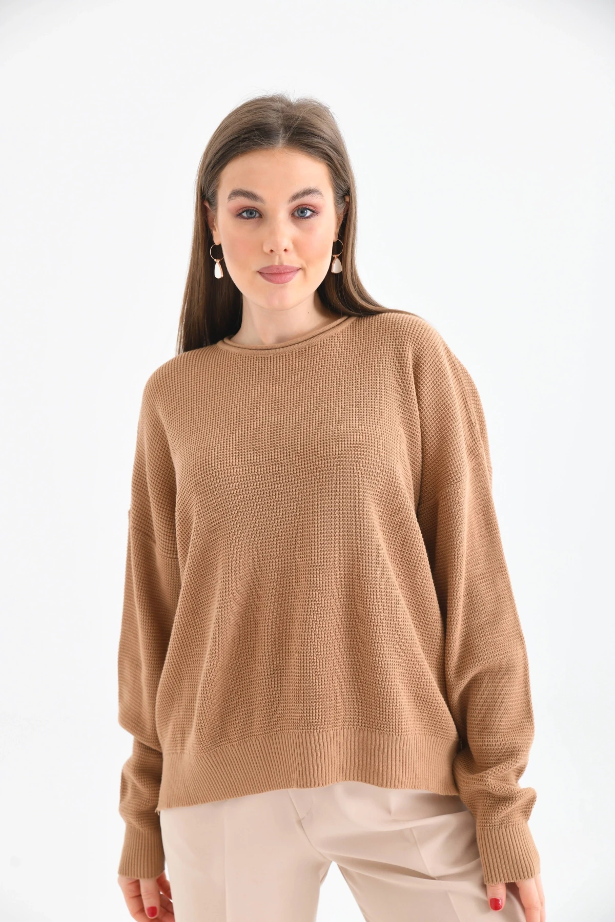 Bisiklet Yaka Arkası Uzun Yırtmaçlı Mevsimlik Triko Kazak