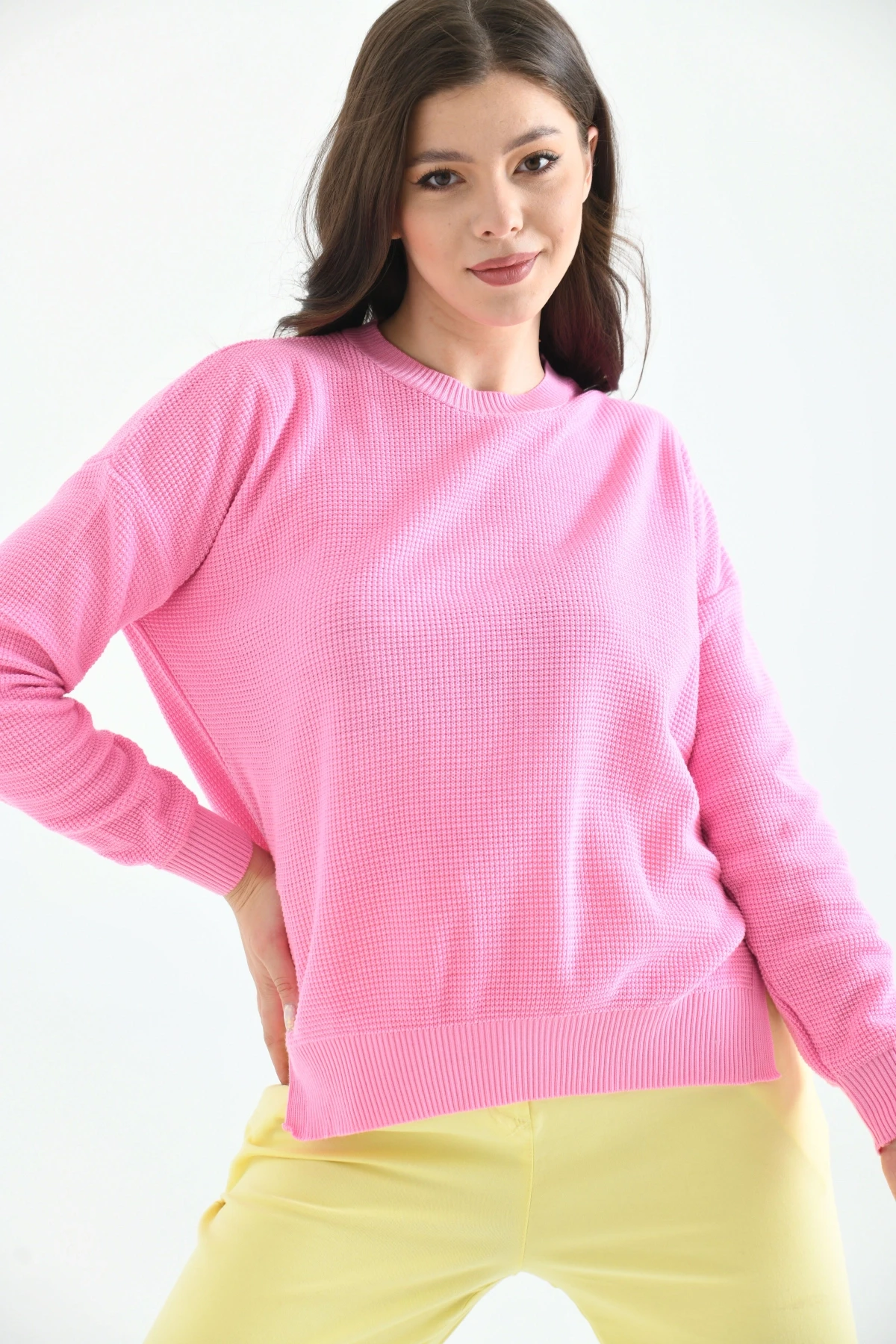 Bisiklet Yaka Arkası Uzun Yırtmaçlı Mevsimlik Triko Kazak