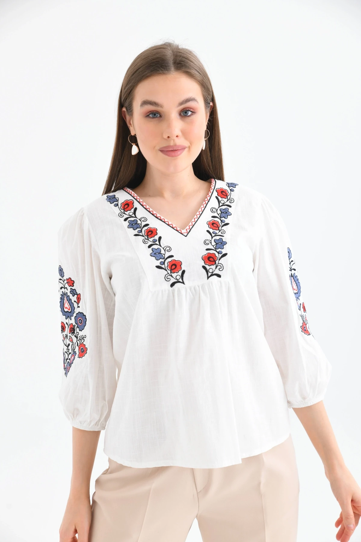 V Yaka Nakış Detay Salaş Bluz