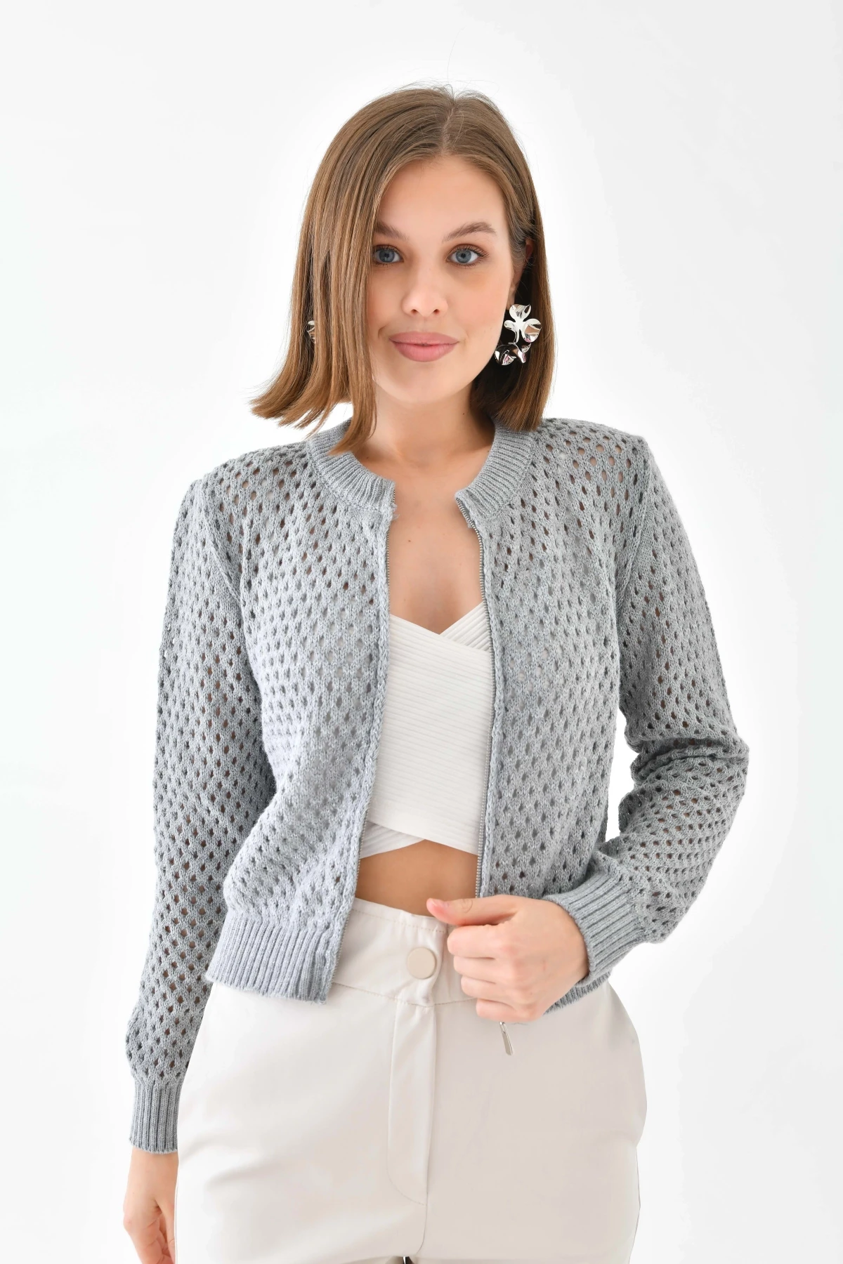 Bisiklet Yaka Fermuar Detaylı Delikli Triko Kazak