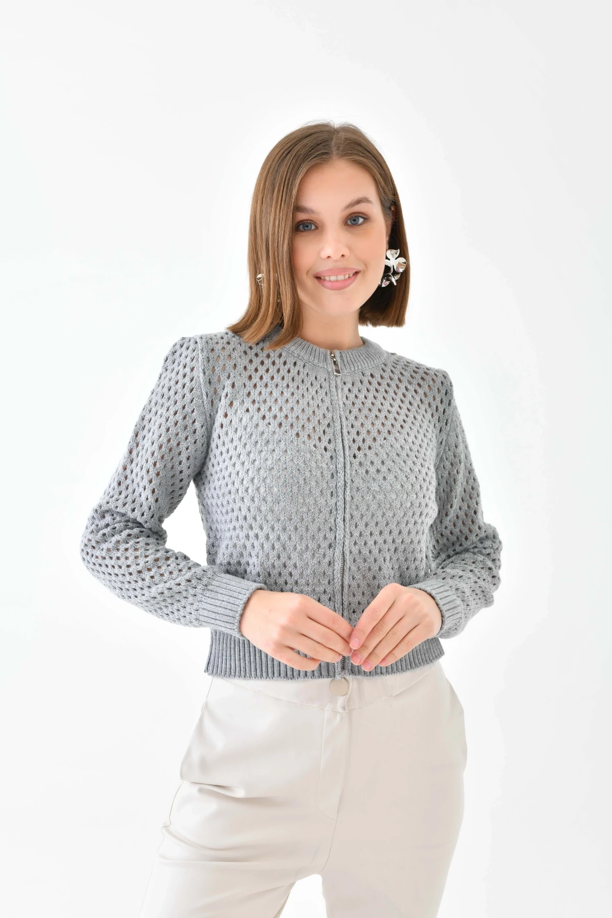 Bisiklet Yaka Fermuar Detaylı Delikli Triko Kazak