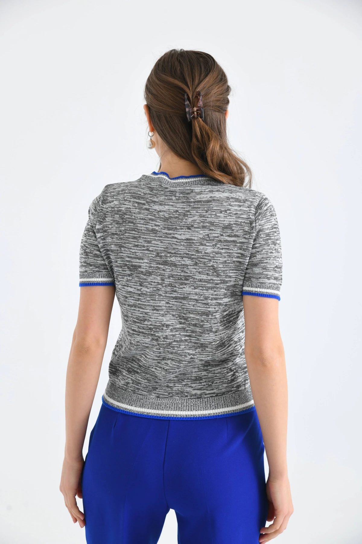 Gri-Turkuaz Kalp Desenli Kısa Kol Mevsimlik Kazak