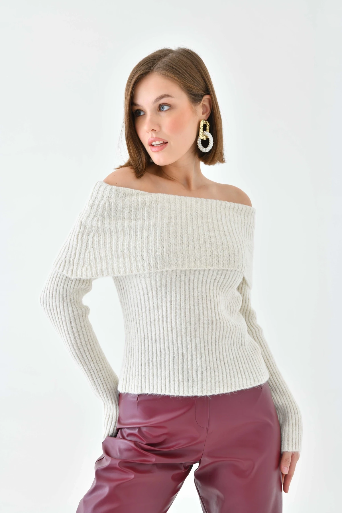 Kadın Madonna Yaka Slim Triko Kazak