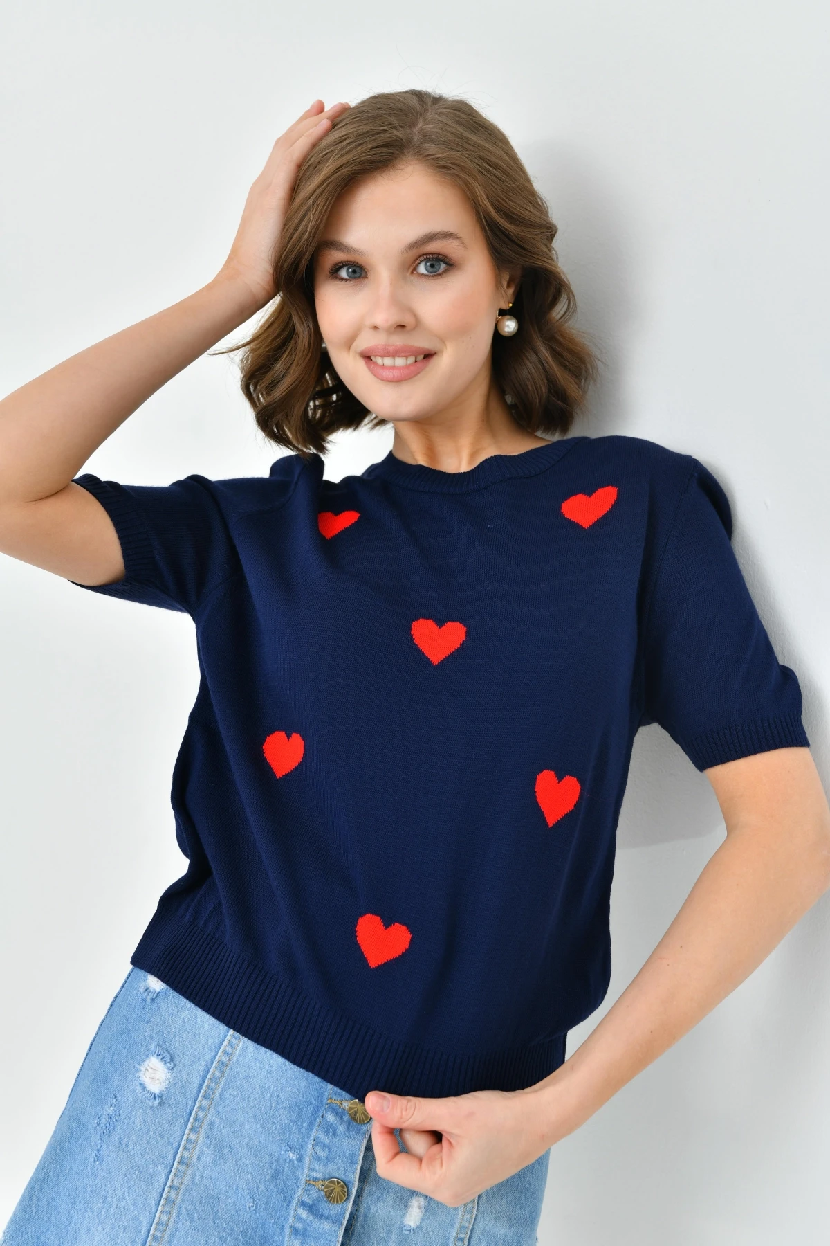 Bisiklet Yaka Kalp Desenli Mevsimlik Triko Kazak