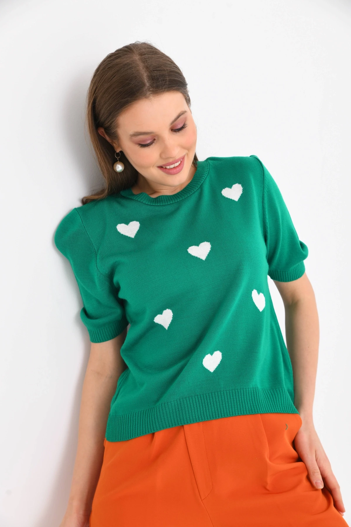 Bisiklet Yaka Kalp Desenli Mevsimlik Triko Kazak