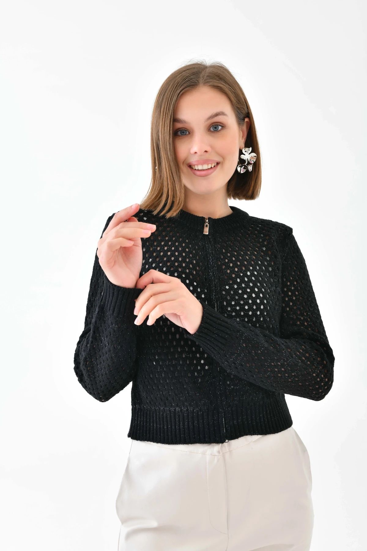 Bisiklet Yaka Fermuar Detaylı Delikli Triko Kazak