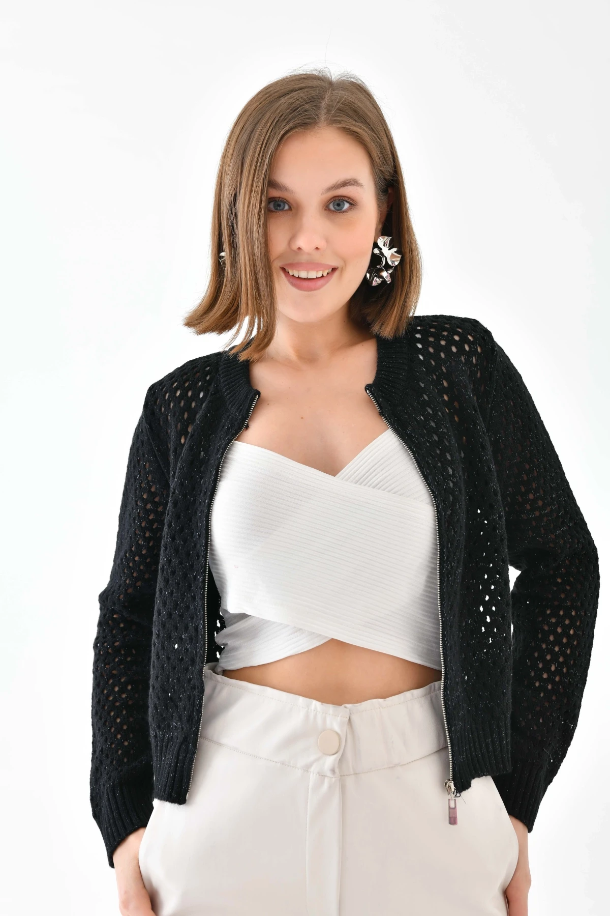 Bisiklet Yaka Fermuar Detaylı Delikli Triko Kazak