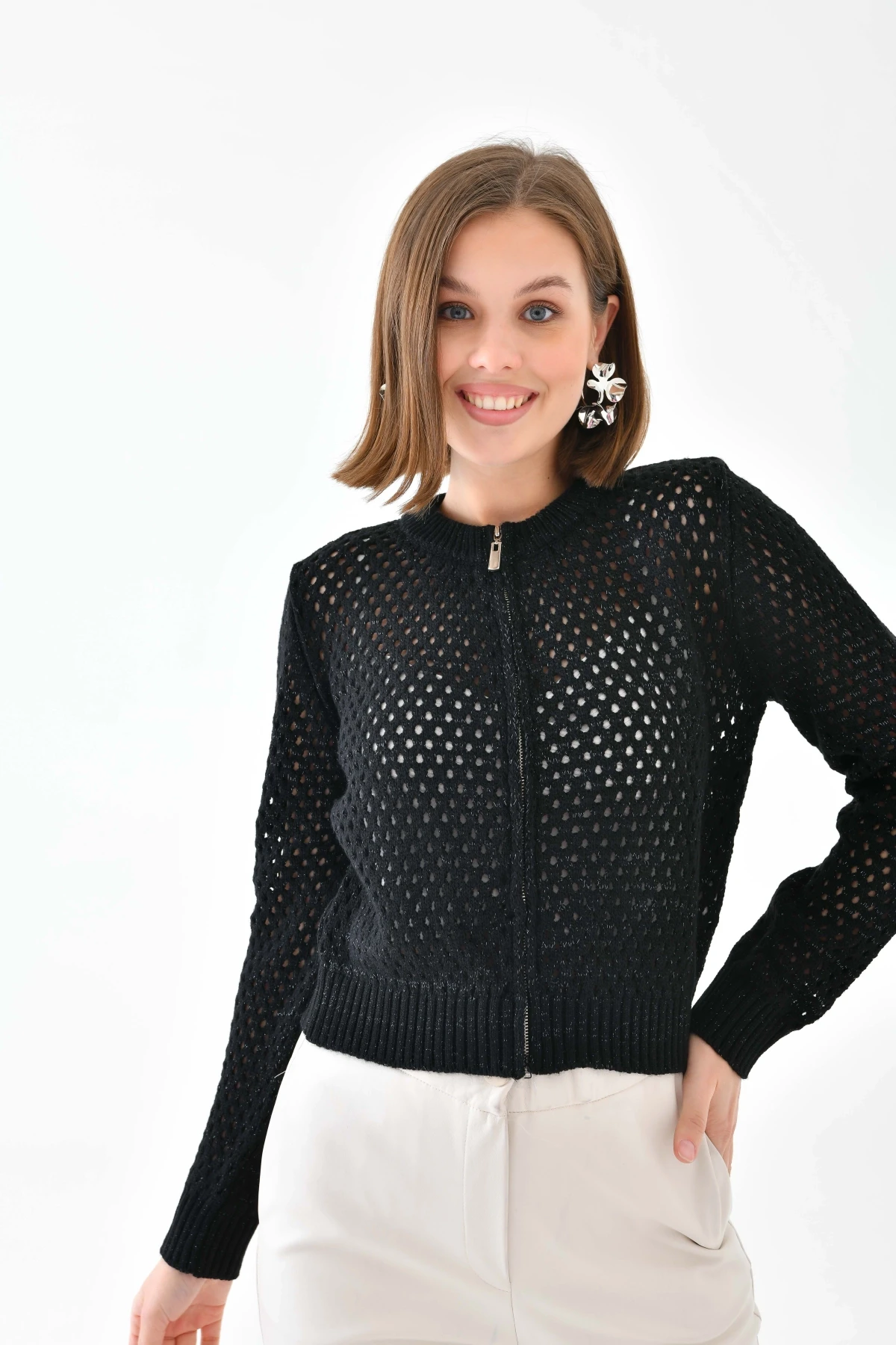 Bisiklet Yaka Fermuar Detaylı Delikli Triko Kazak