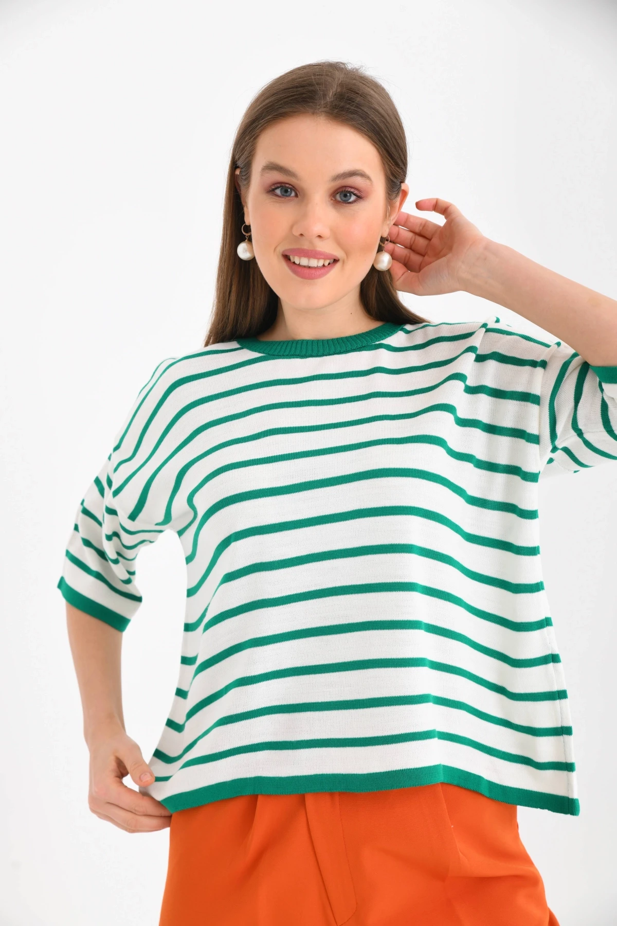 Siyah Çizgili Bisiklet Yaka Mevsimlik Salaş Triko Kazak