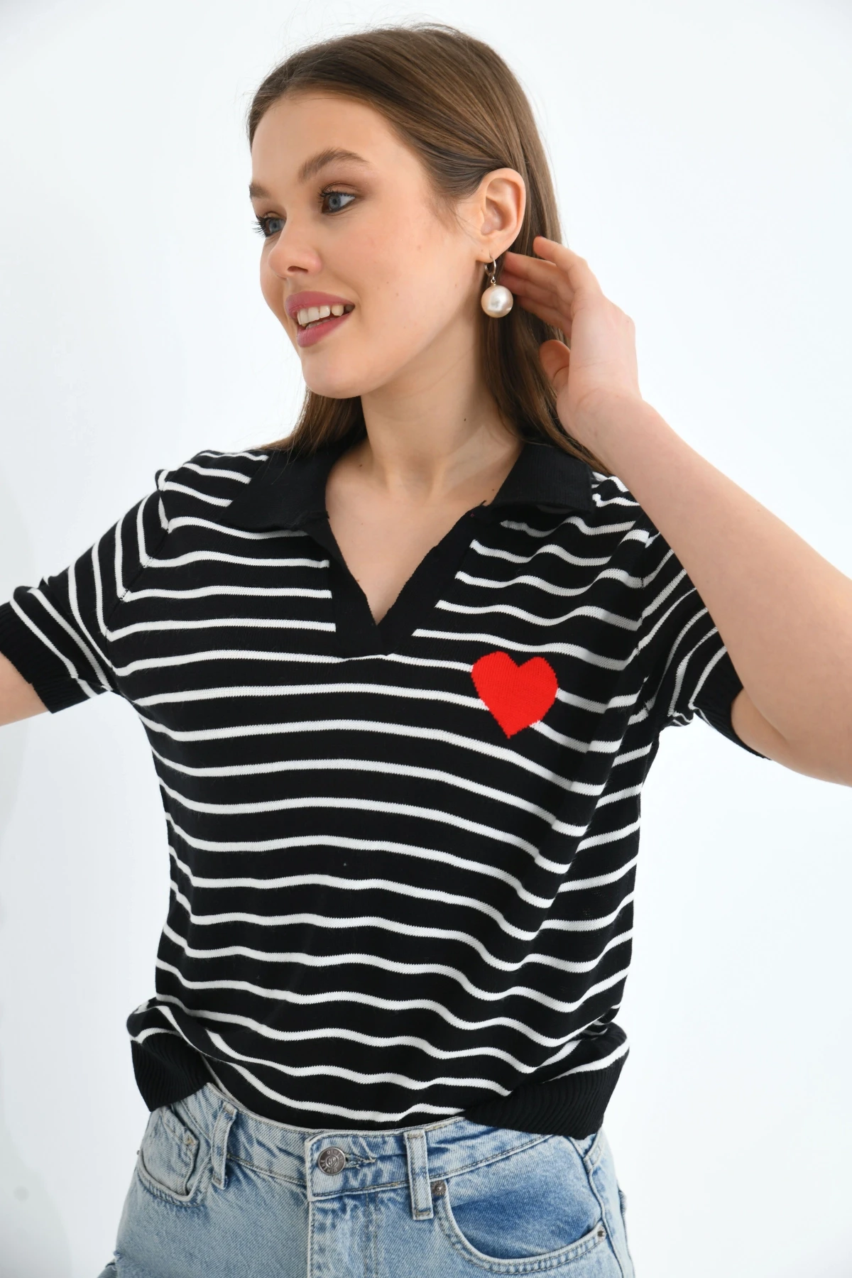 Kadın Çizgili Kalpli Mevsimlik Triko Kazak