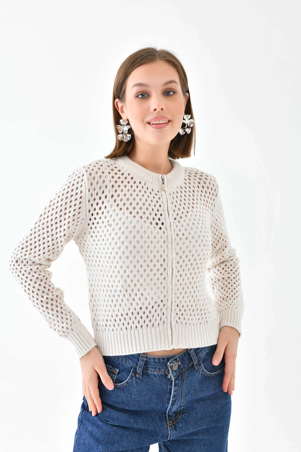 Bisiklet Yaka Fermuar Detaylı Delikli Triko Kazak