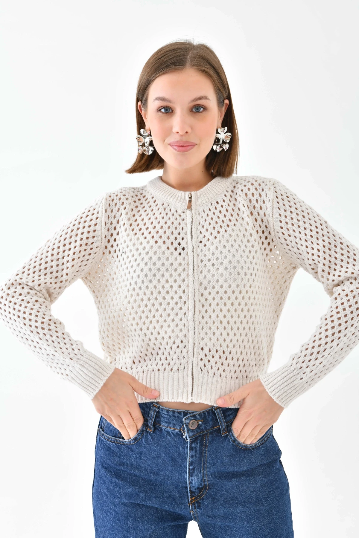 Bisiklet Yaka Fermuar Detaylı Delikli Triko Kazak