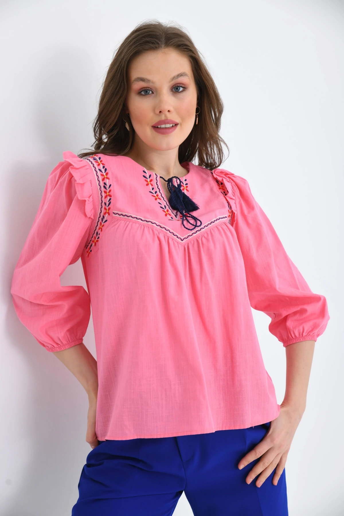 Kadın Uzun Kol Bağlama Detay Nakışlı Salaş Bluz