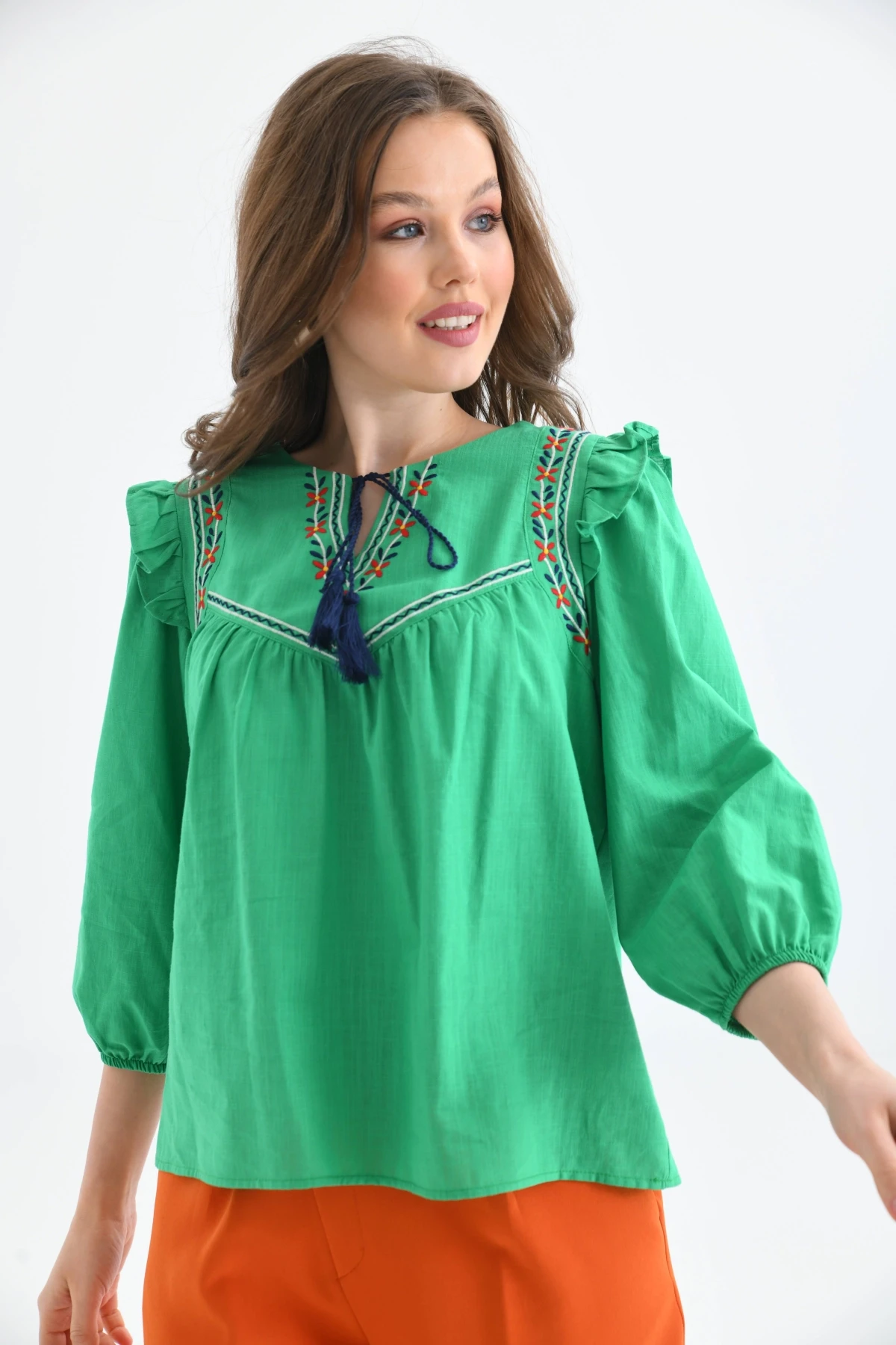 Kadın Uzun Kol Bağlama Detay Nakışlı Salaş Bluz