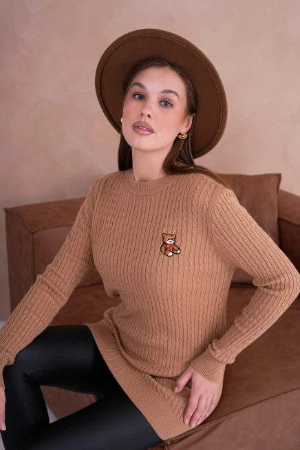 Bisiklet Yakalı Nakış Detaylı Uzun Kol Saçörgü Tunik