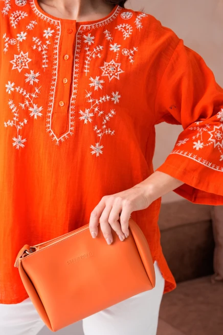 Yuvarlak Yaka Nakış İşleme Taş Detaylı Geniş Kol Salaş Dokuma Tunik