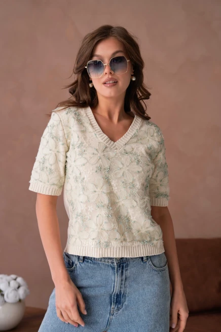 V Yaka Tül Detay Triko Kazak