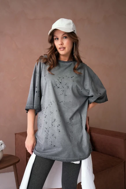 Delikli Salaş T-Shirt