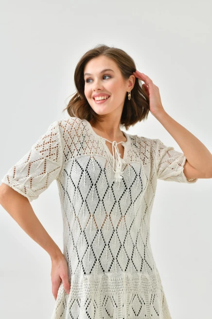 Bağlama Yakalı Ajurlu Kısa Kol Triko Elbise