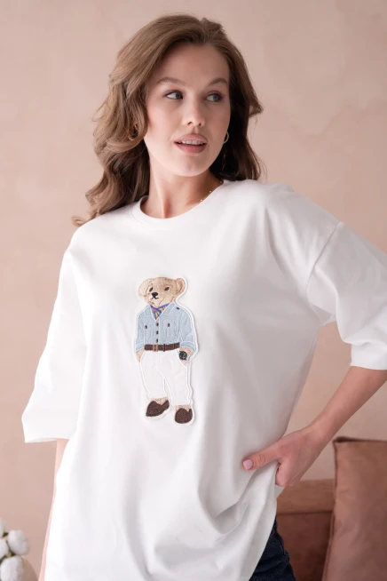 Bisiklet Yaka Aplikeli Salaş Basic T-Shirt