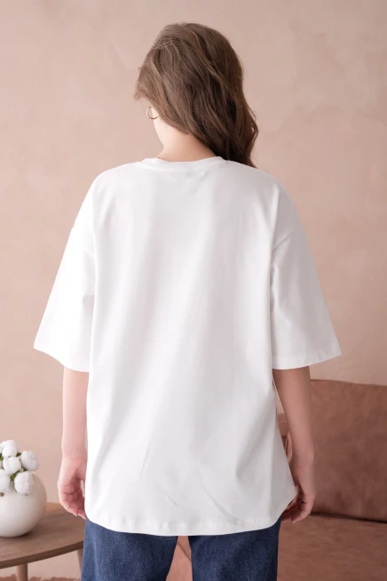 Bisiklet Yaka Aplikeli Salaş Basic T-Shirt