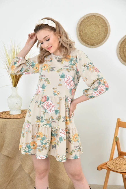Bisiklet Yaka Çiçek Desenli Volanlı Dokuma Elbise