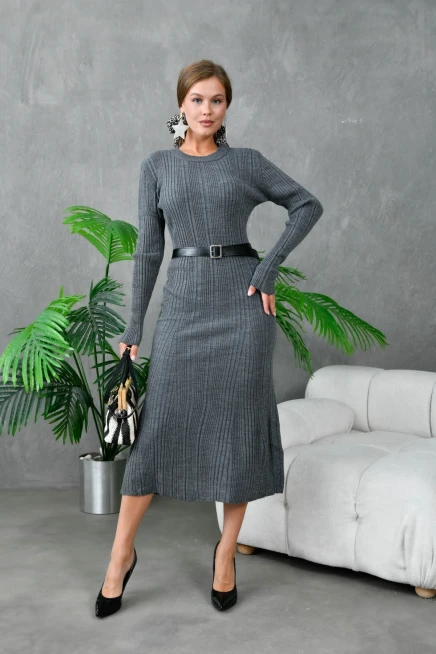 Kadın Bisiklet Yaka Kemer Detaylı Uzun Triko Elbise