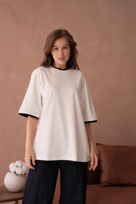 Bisiklet Yaka Kumaş Garnili Salaş Basic T-Shirt