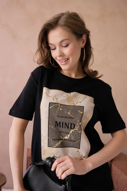 Bisiklet Yaka Varak Baskılı Basic T-Shirt