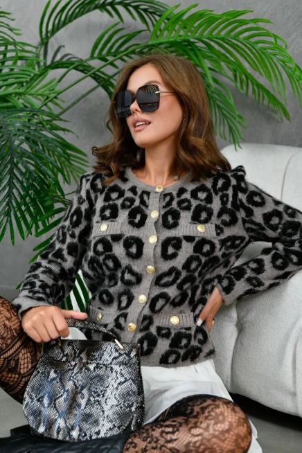 Kadın Düğme Detay Desenli Triko Hırka