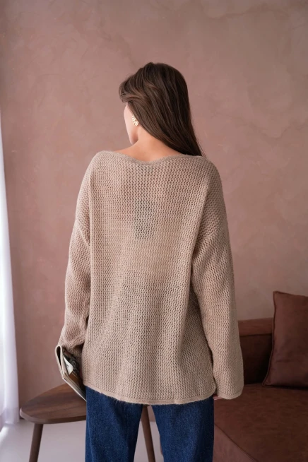 Kayık Yaka Dokulu Aplikeli Uzun Kol Kazak