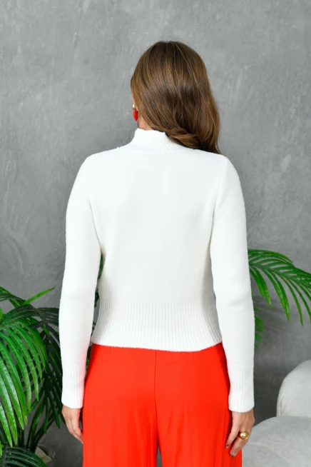 Kadın Yarım Balıkçı Yaka Triko Kazak