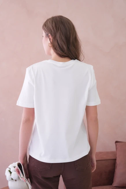 Kalp Nakışlı Basic T-Shirt