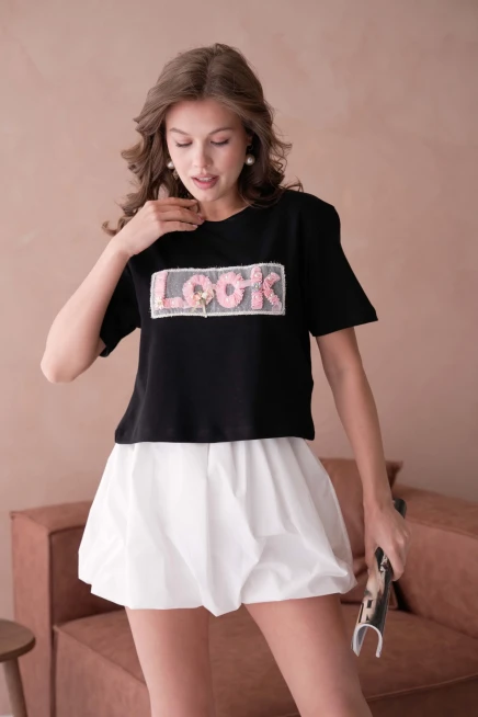 Look Yazı Aplikeli Basic T-Shirt