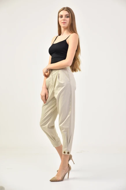 Womens Detailed Pleated Gabardine Trousers