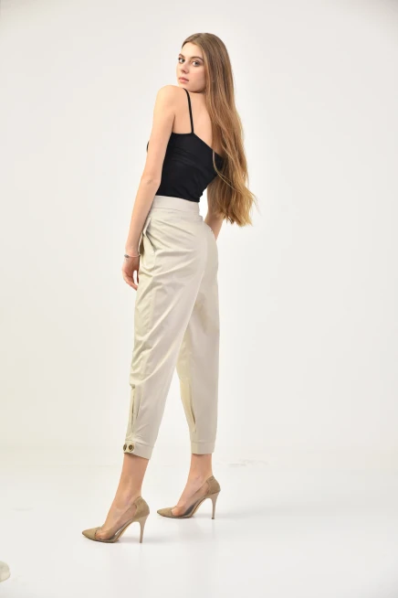 Womens Detailed Pleated Gabardine Trousers