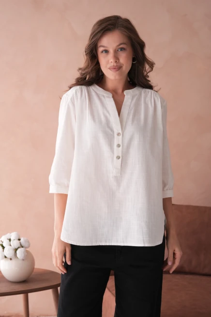 V Yaka Düğme Detaylı Dokuma Bluz