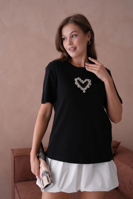 Taş Aksesuar Detaylı Kısa Kol Basic T-Shirt