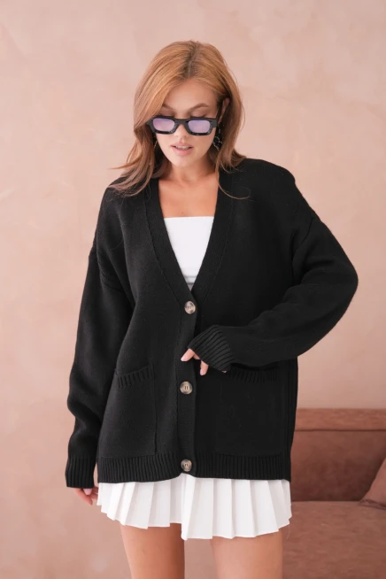 Kadın Açık Yaka Düğme Detay Çizgili Oversize Triko Kazak