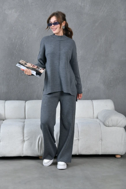 Kadın Antrasit Dik Yaka Yırtmaçlı Kazak Pantolon Triko Alt-Üst Takım