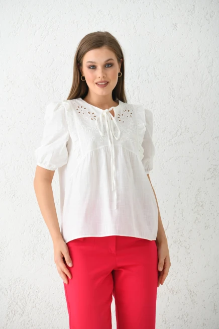 Nakış Detylı Volanlı Dokuma Yazlık Bluz