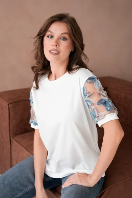 Tül Detaylı Basic T-Shirt