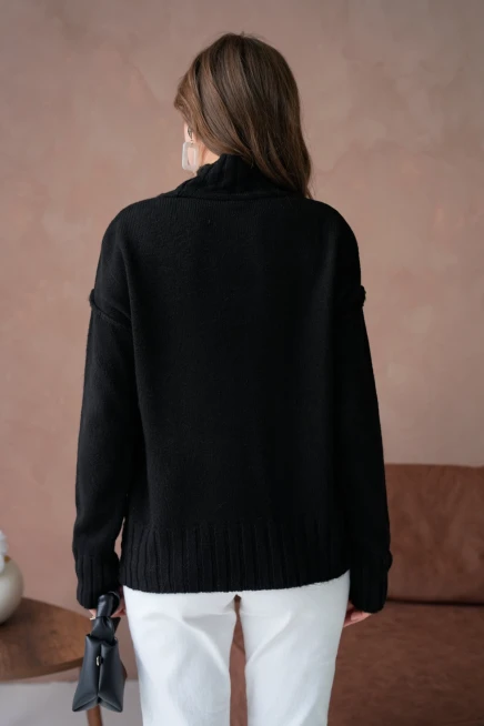 Kadın Dik Yaka Nakış Detay Yırtmaçlı Triko Kazak